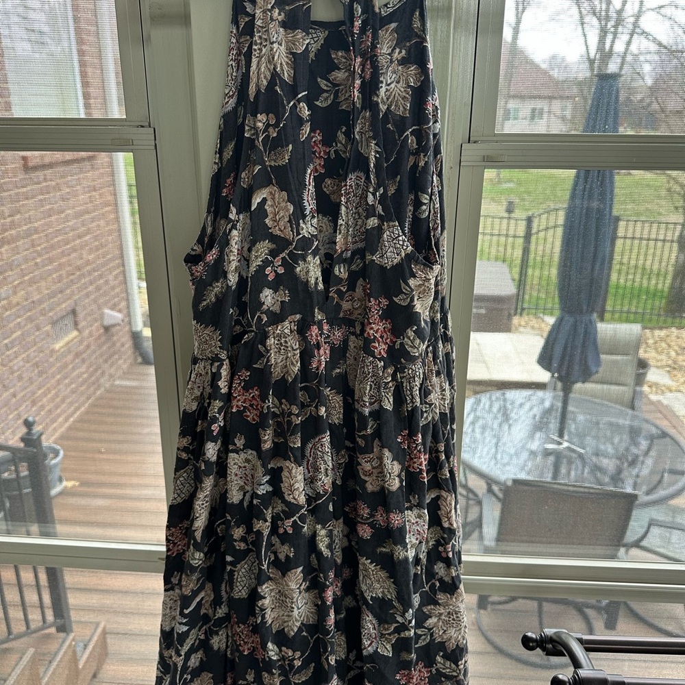 Wishlist Black and Red Floral Dress
